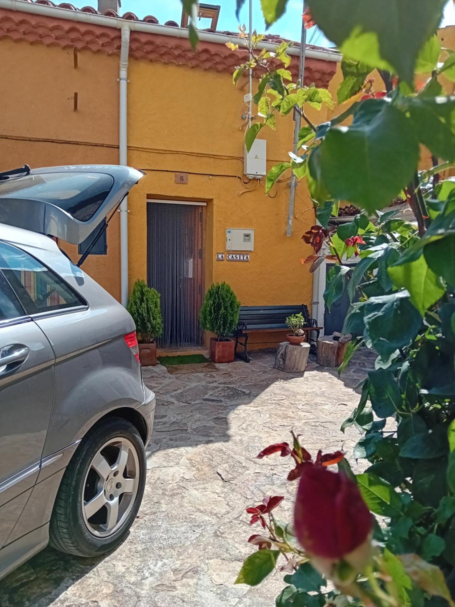 Casita Con Encanto: Tranquil Sierra Madrid Retreat with Wi-Fi Villavieja del Lozoya Exterior photo