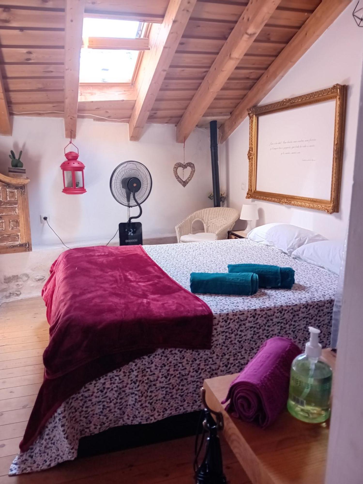 Casita Con Encanto: Tranquil Sierra Madrid Retreat with Wi-Fi Villavieja del Lozoya Exterior photo